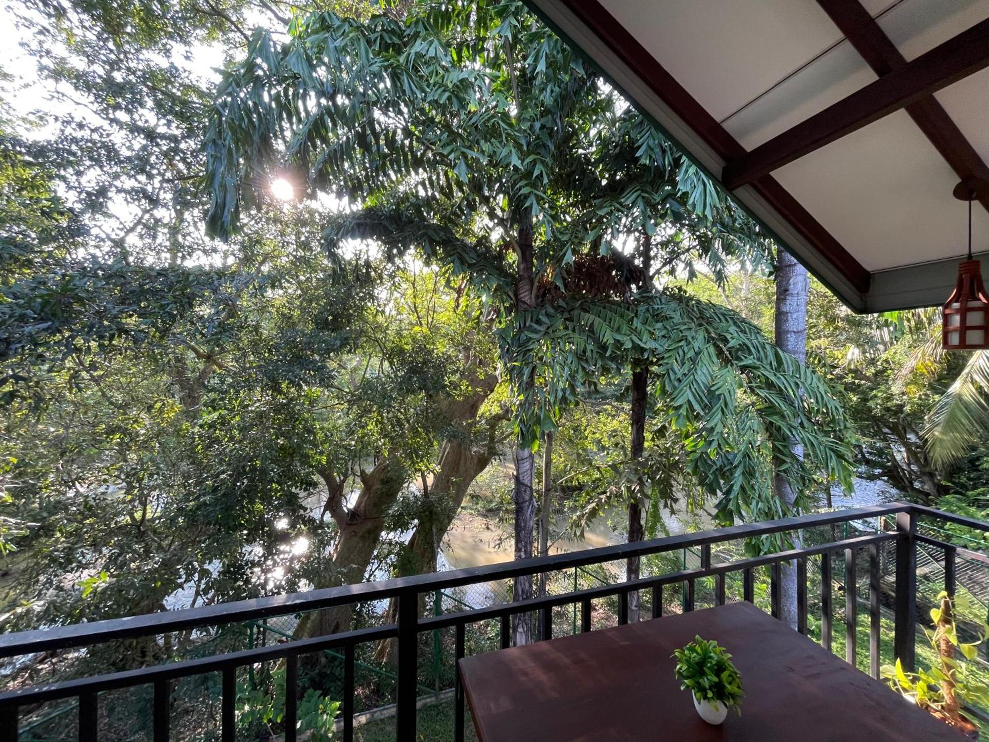 Yala Safari River View Hotel Tissamaharama Exterior photo