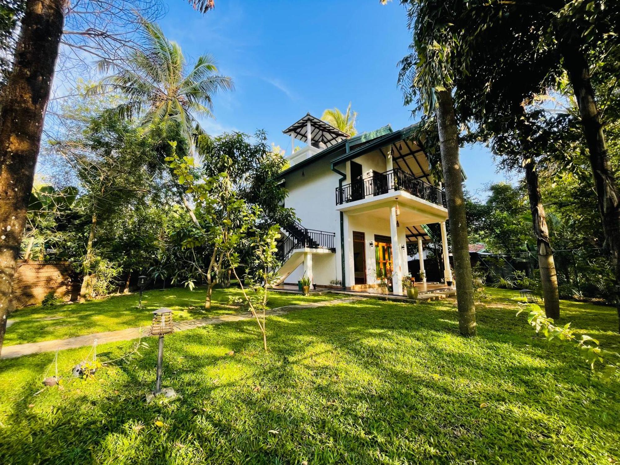 Yala Safari River View Hotel Tissamaharama Exterior photo