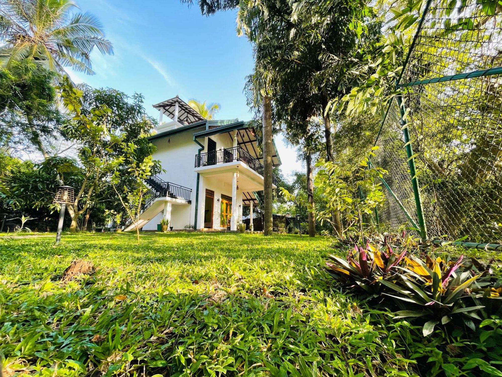 Yala Safari River View Hotel Tissamaharama Exterior photo