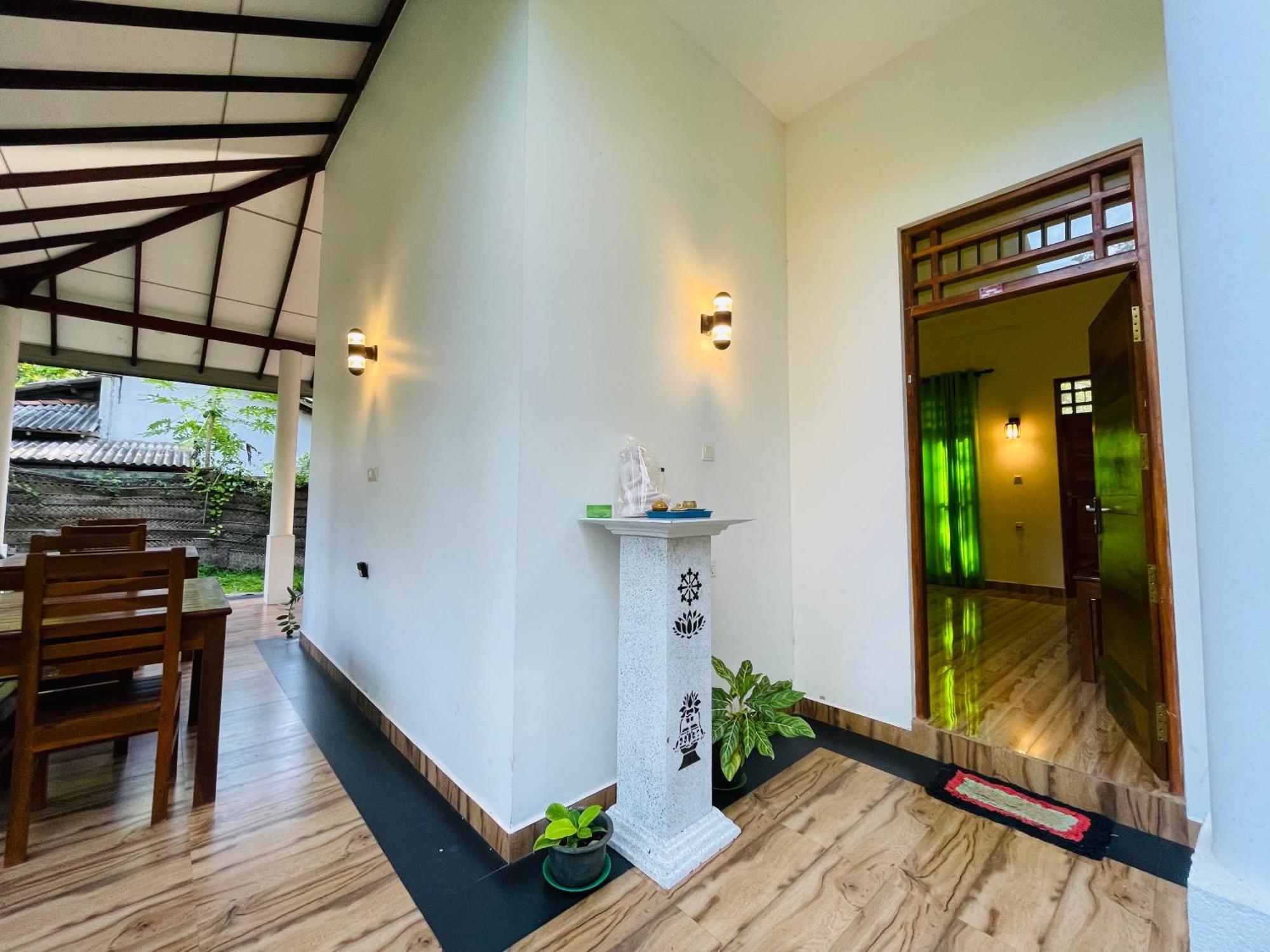 Yala Safari River View Hotel Tissamaharama Exterior photo