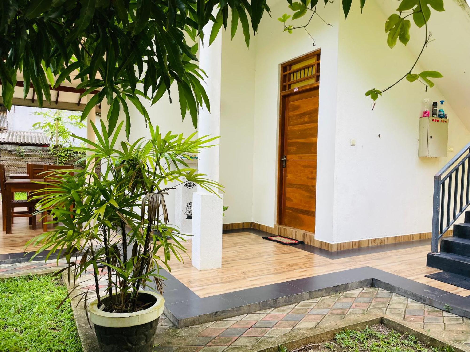 Yala Safari River View Hotel Tissamaharama Exterior photo