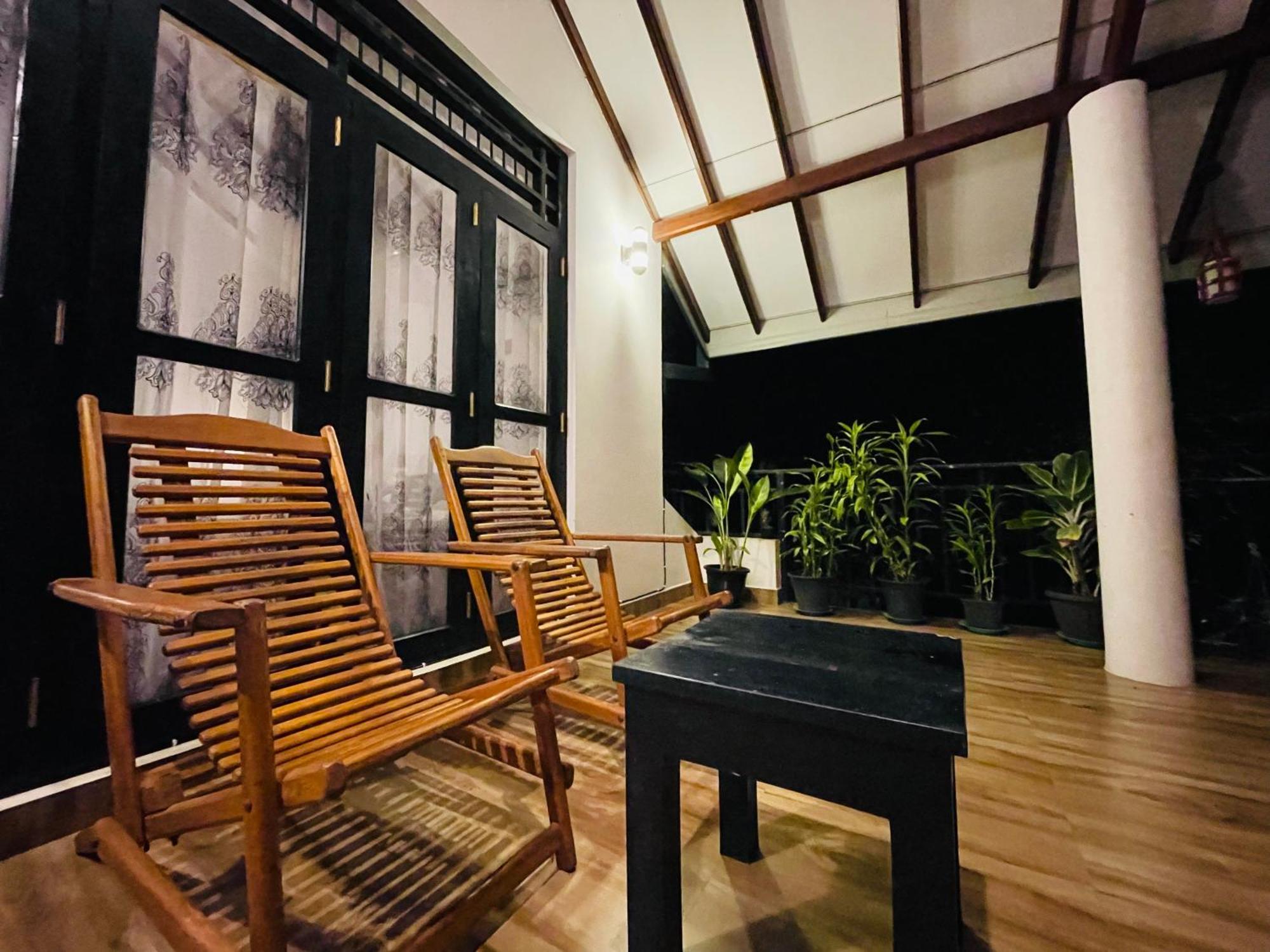 Yala Safari River View Hotel Tissamaharama Exterior photo