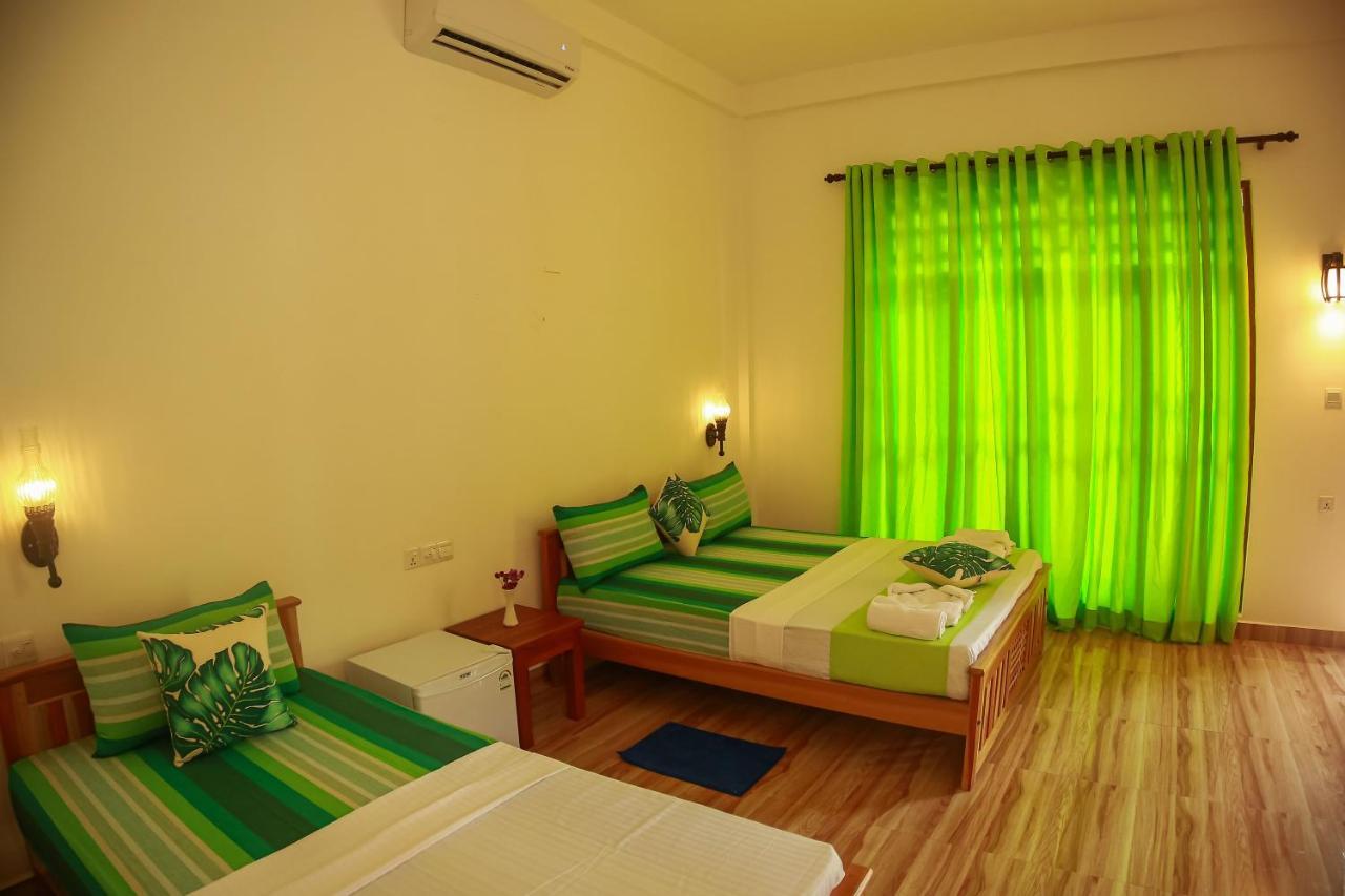Yala Safari River View Hotel Tissamaharama Exterior photo